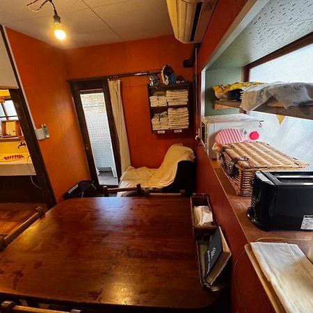 Roku Hostel Hiroshima Eksteriør billede