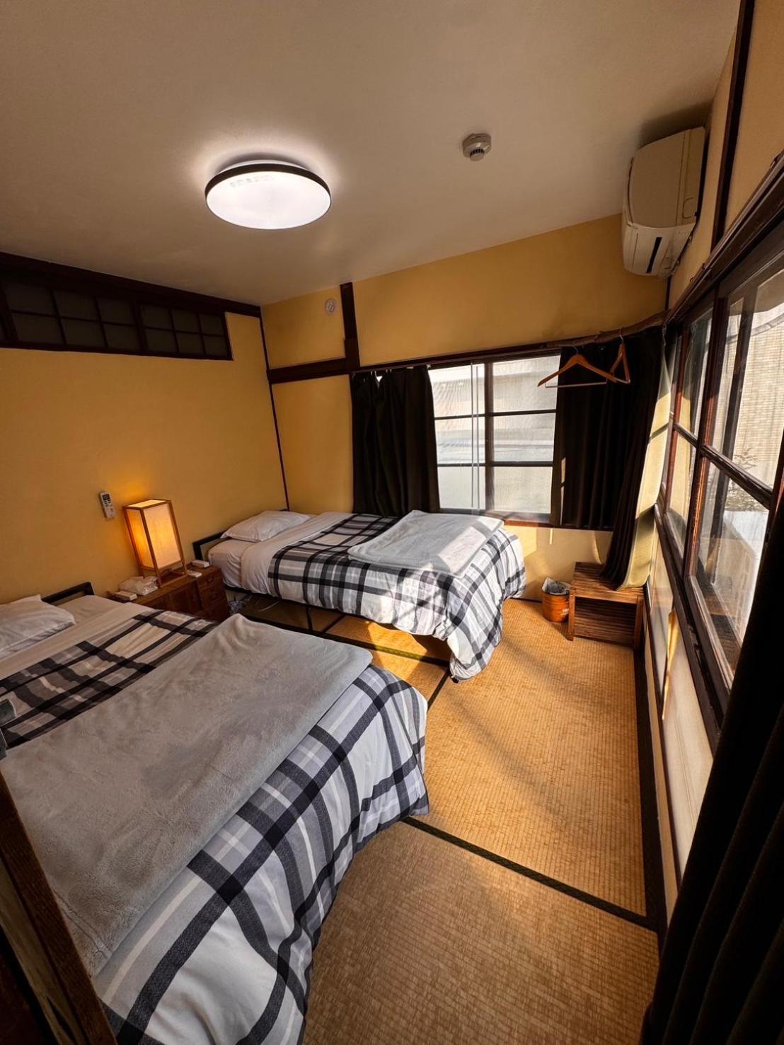 Roku Hostel Hiroshima Eksteriør billede