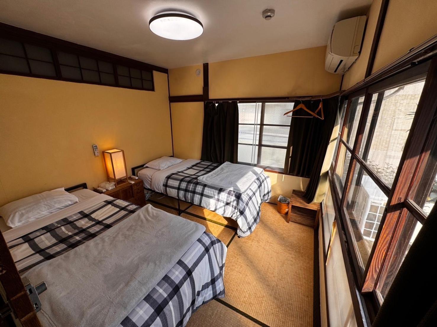 Roku Hostel Hiroshima Eksteriør billede