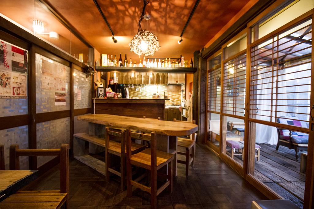 Roku Hostel Hiroshima Eksteriør billede
